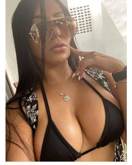 Yina - Independent Female Miami Escort