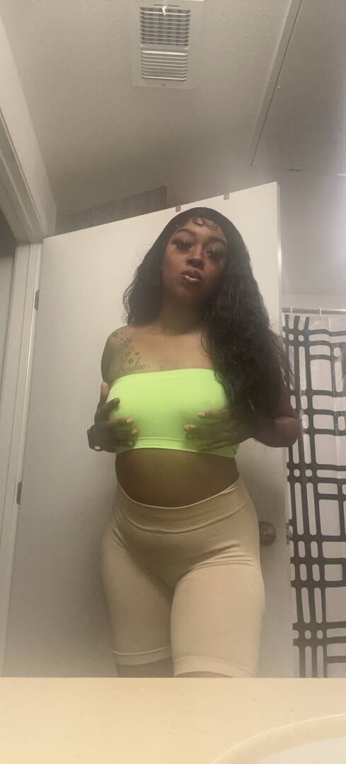 Lola - Independent Female Los Angeles Escort