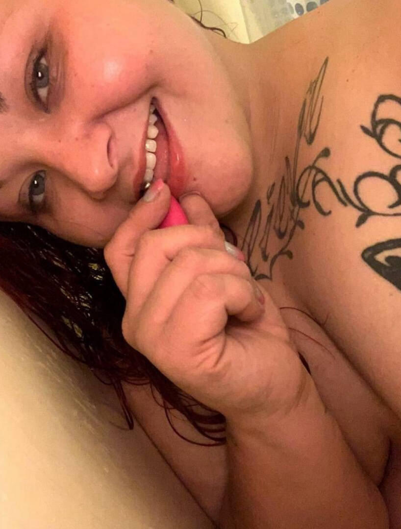 Miranda - Independent Female Louisville Escort