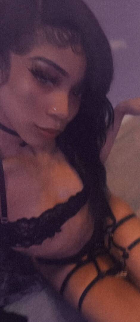 Isabelle - Independent Female Chicago Escort