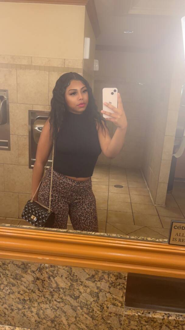 Maya - Independent Female Los Angeles Escort