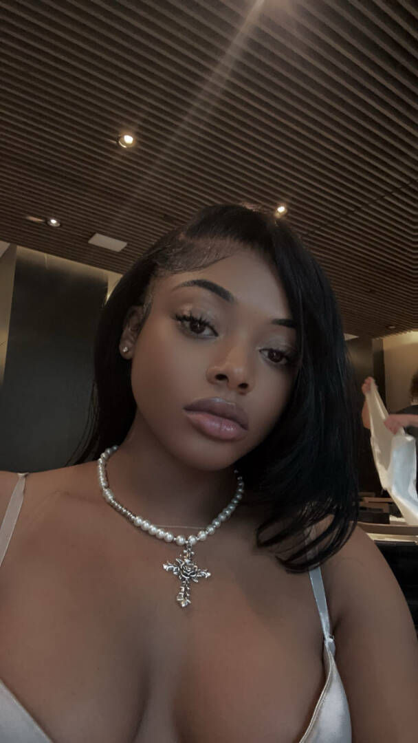 Kensley - Independent Female Memphis Escort