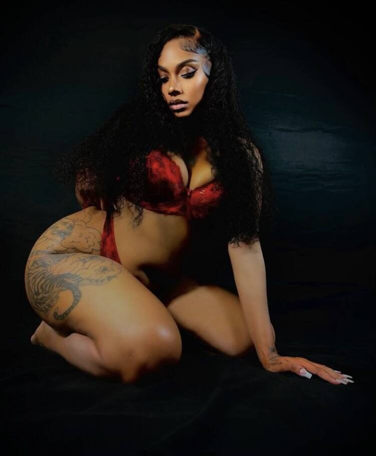 Ashely - Independent Female Las Vegas Escort