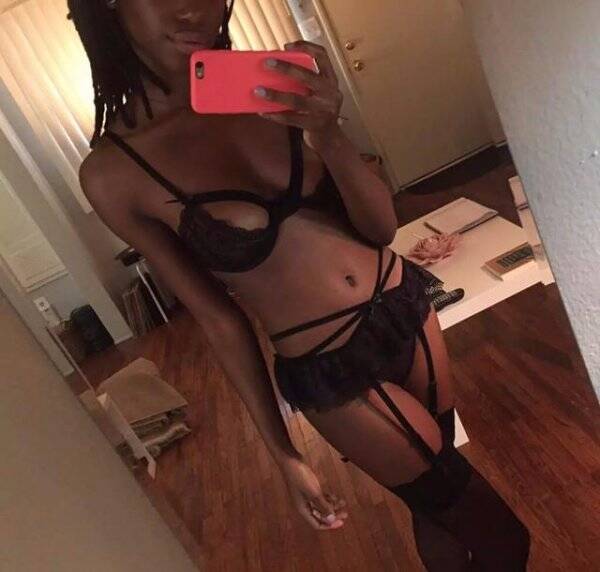 Naomi - Independent Female West Palm Beach Escort