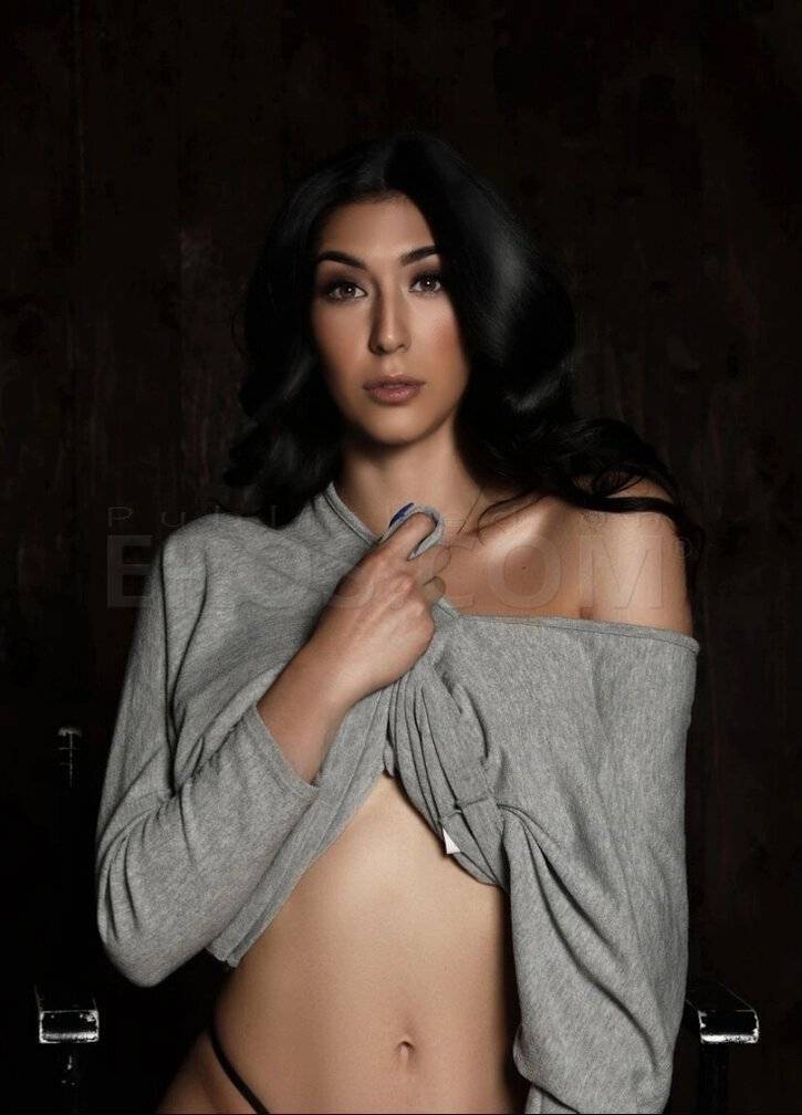 Braxton - Independent Female Las Vegas Escort