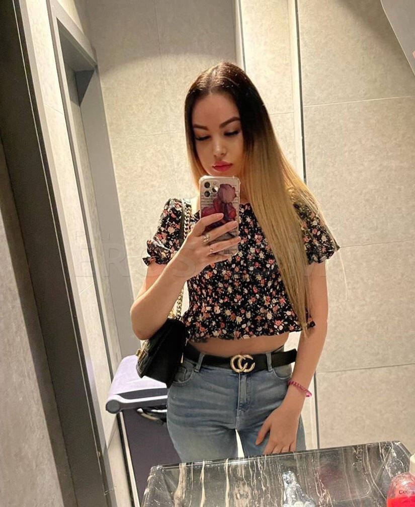 Alina - Independent Female Miami Escort