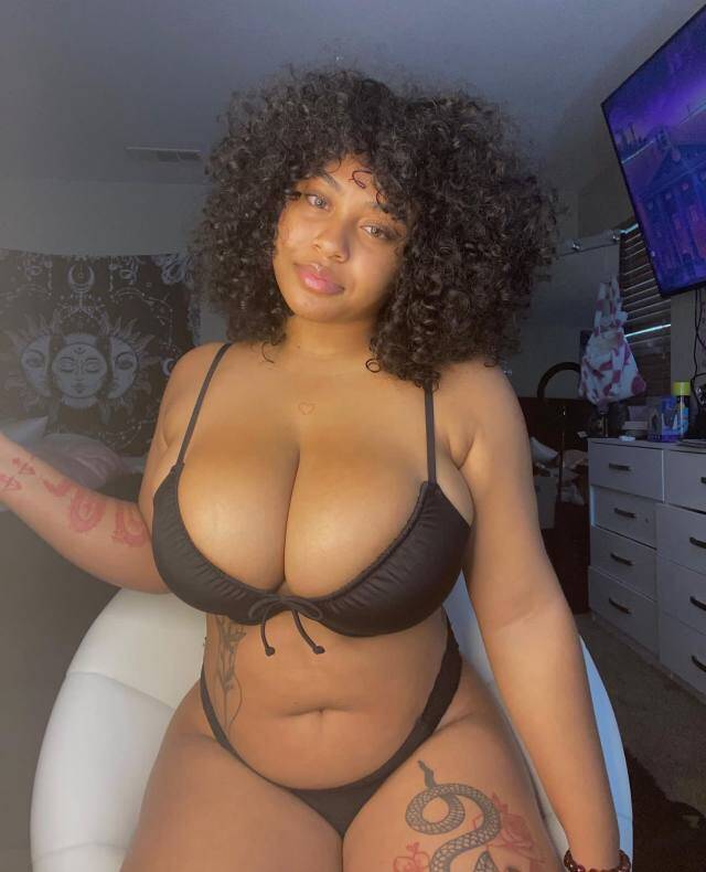 Yvette - Independent Female Tulsa Escort