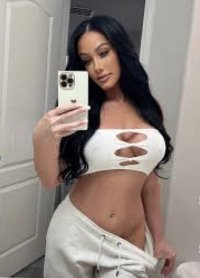 Camron - Independent Female Las Vegas Escort