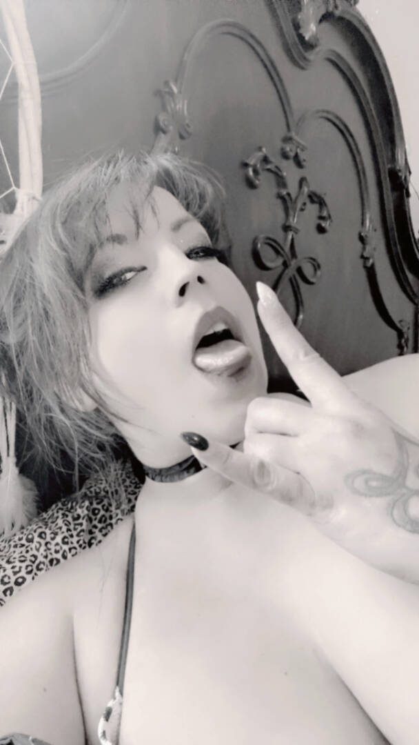 Charlii - Independent Female Las Vegas Escort