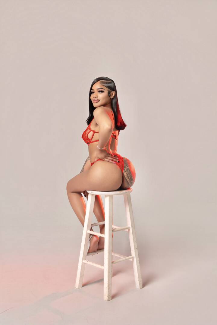 Arabella - Independent Female Houston Escort