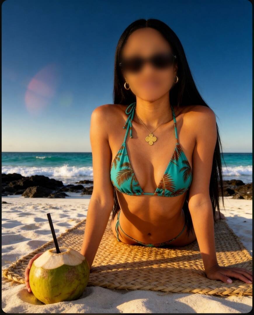 Macie - Independent Female Chicago Escort