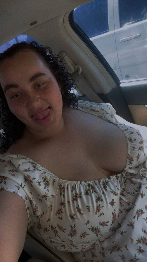 Ava - Independent Female Phoenix Escort