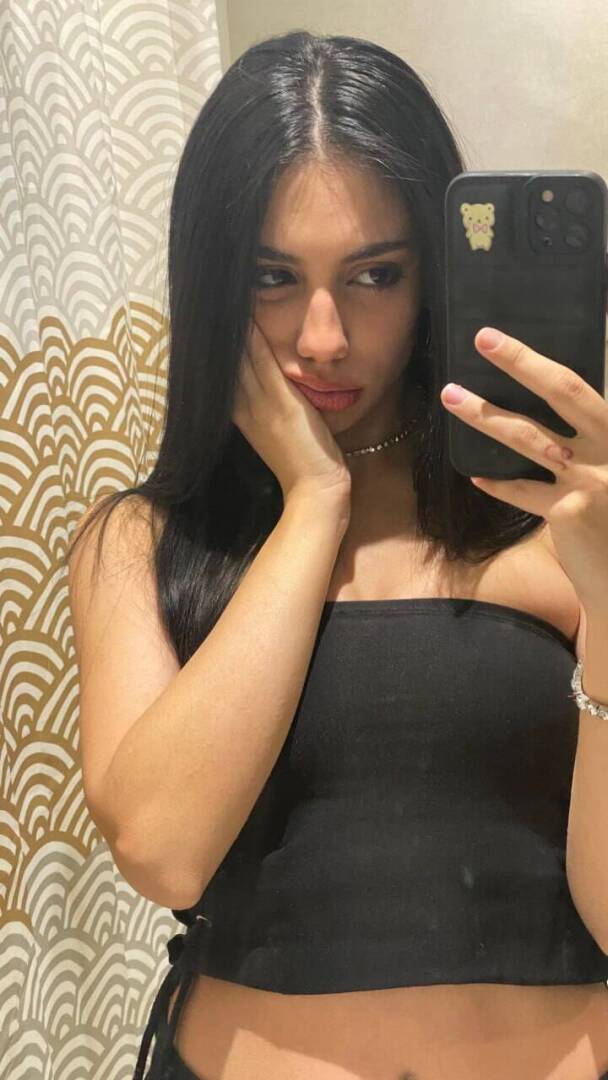 Ariel - Independent Female New York Escort