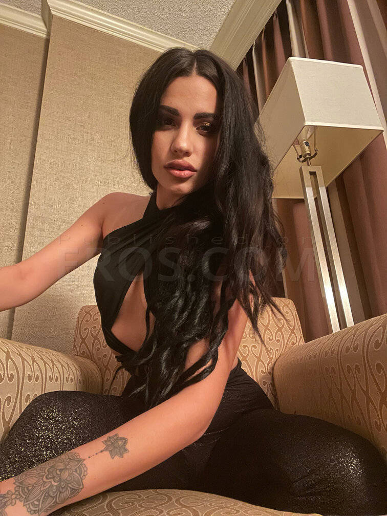 Rubi - Independent Female Orlando Escort