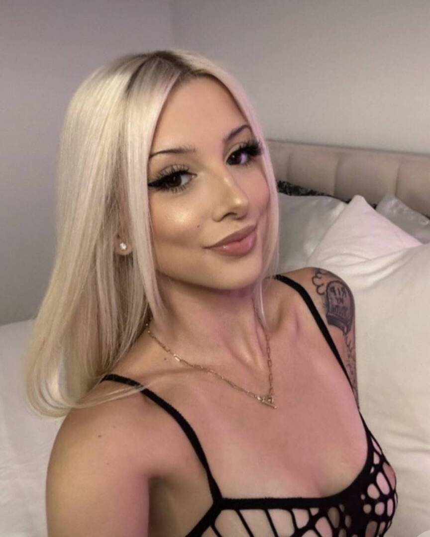 Toressz - Independent Female Houston Escort