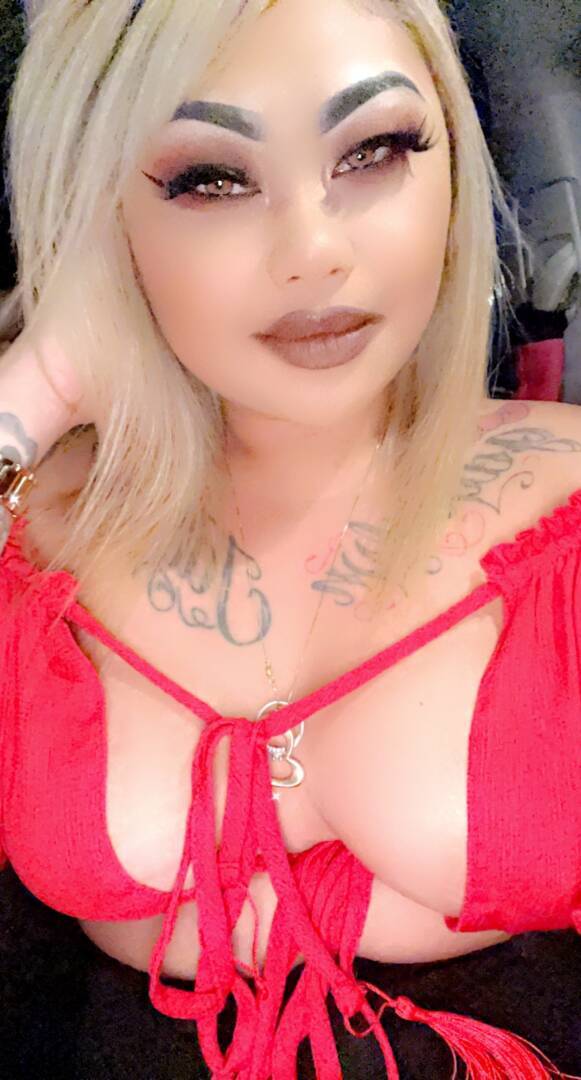 Mika - Independent Female Las Vegas Escort